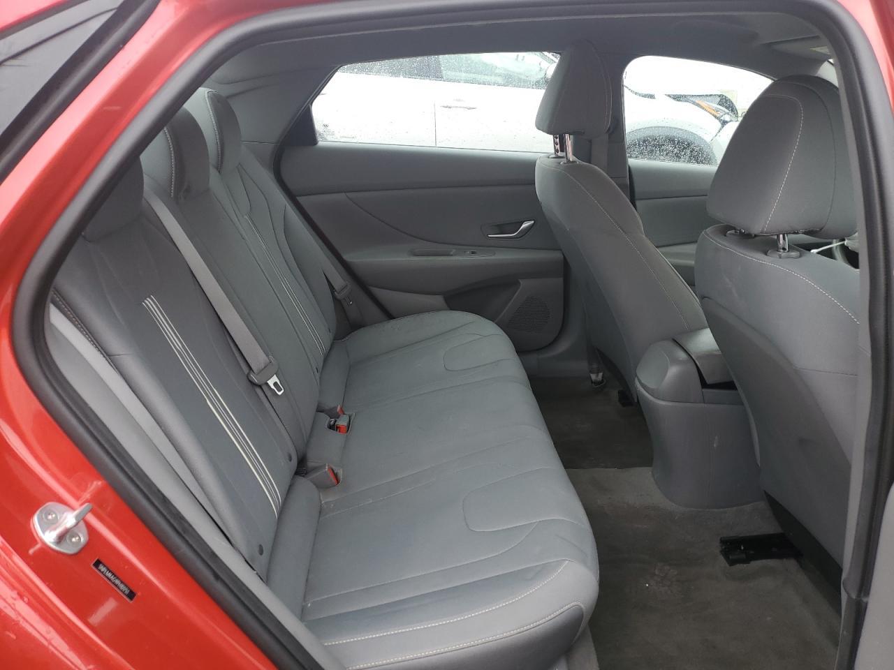 2023 Hyundai Elantra Sel - zdjęcie 10