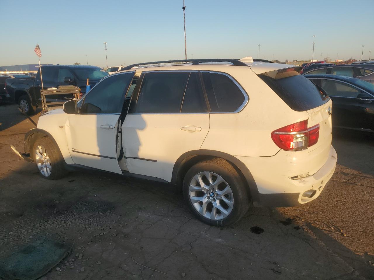 2013 BMW X5 xDrive35I - zdjęcie 2