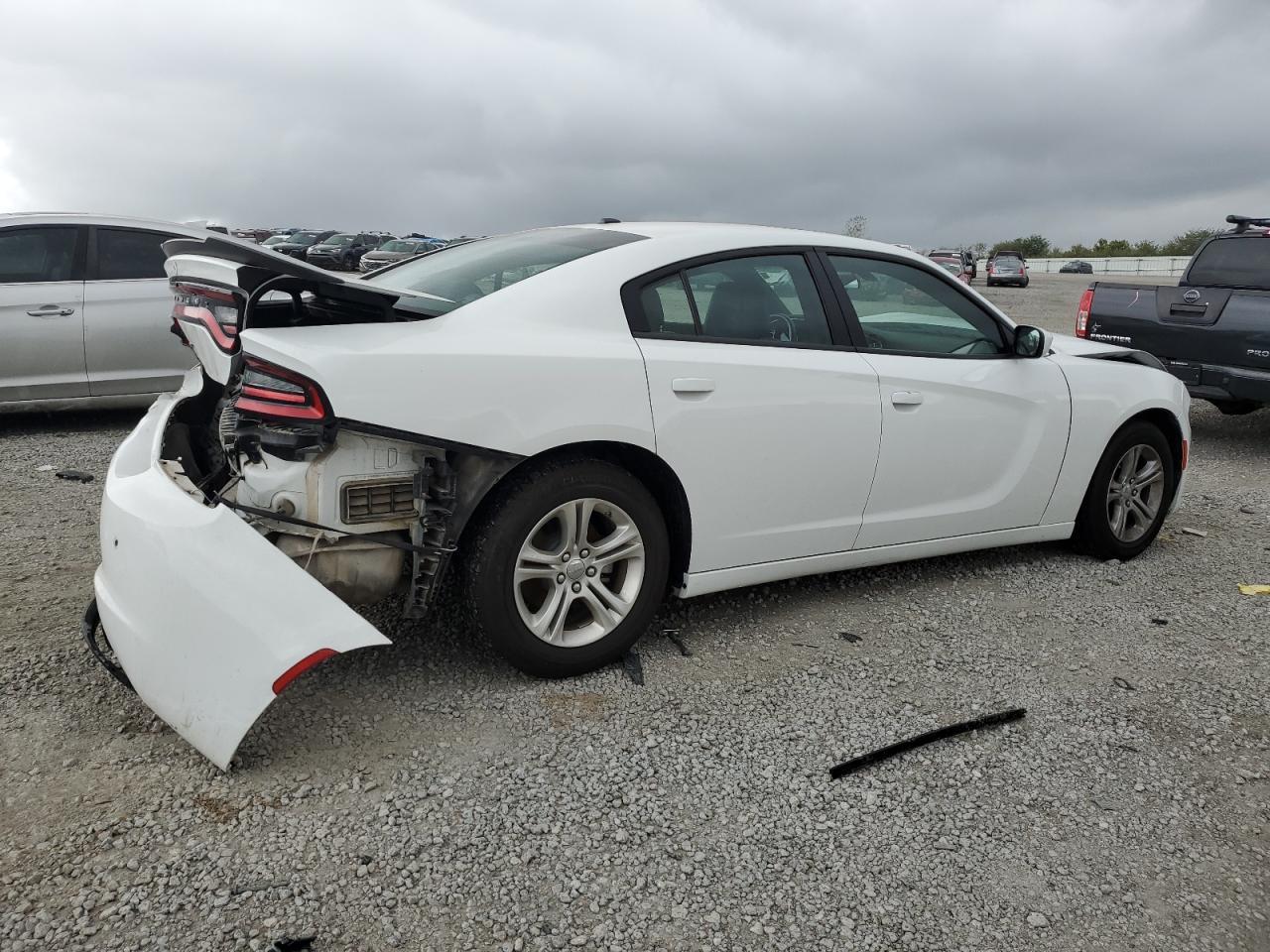 2022 Dodge Charger Sxt - zdjęcie 3