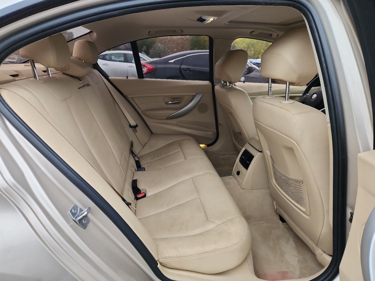 2013 BMW 328 Xi - zdjęcie 10