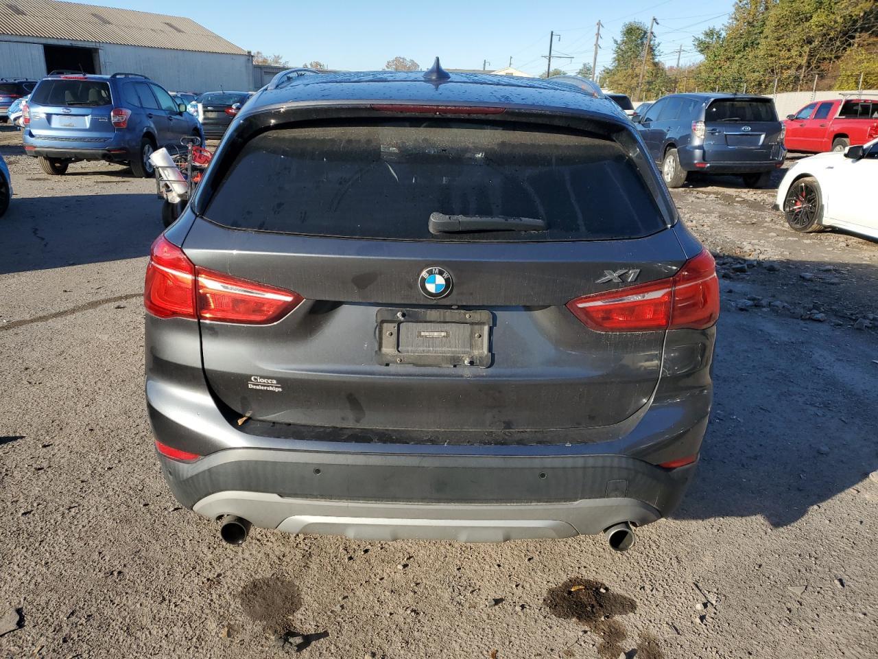 2017 BMW X1 - zdjęcie 6