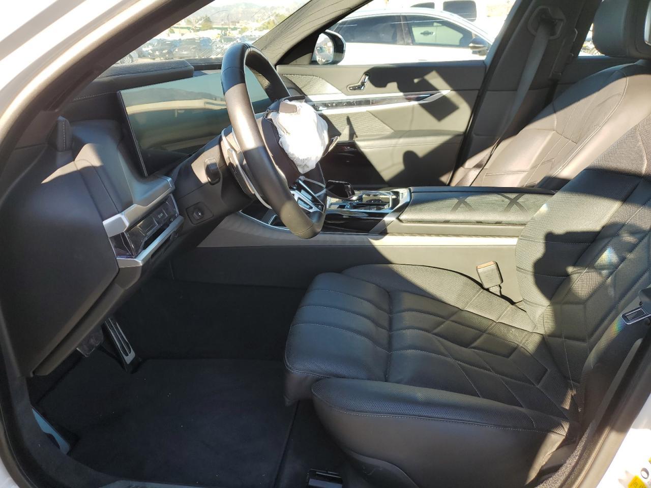 2023 BMW 760 Xi - zdjęcie 7