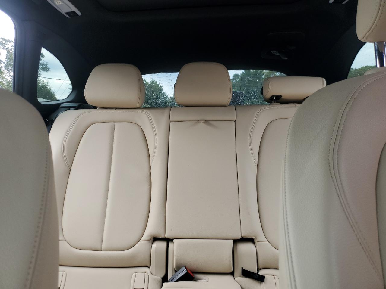 2017 BMW X1 Sdrive28I - zdjęcie 10