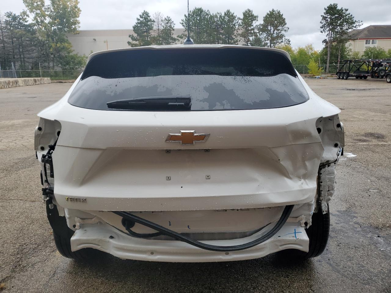 2025 Chevrolet Trax Ls - zdjęcie 6