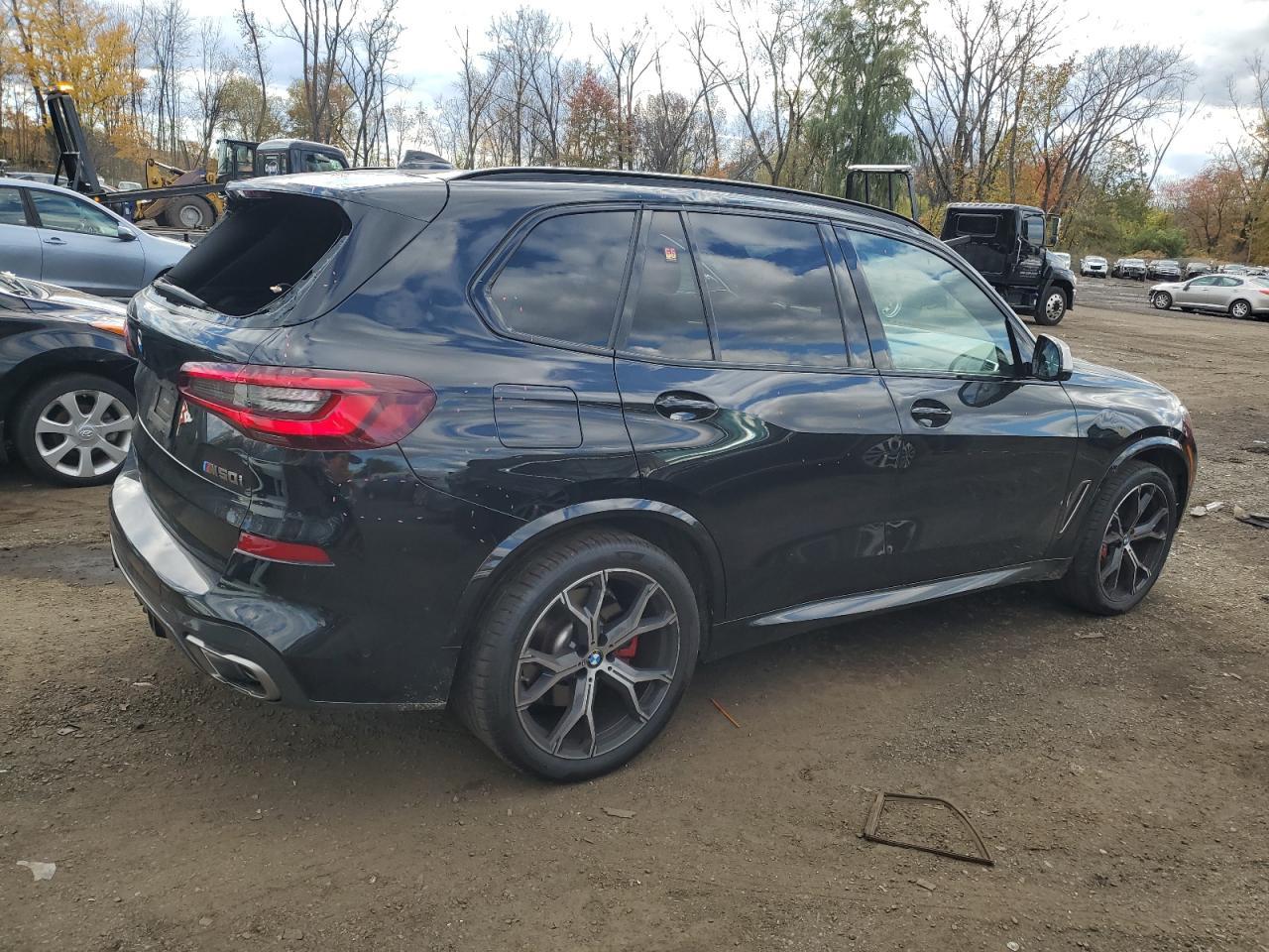2023 BMW X5 M50I - zdjęcie 3