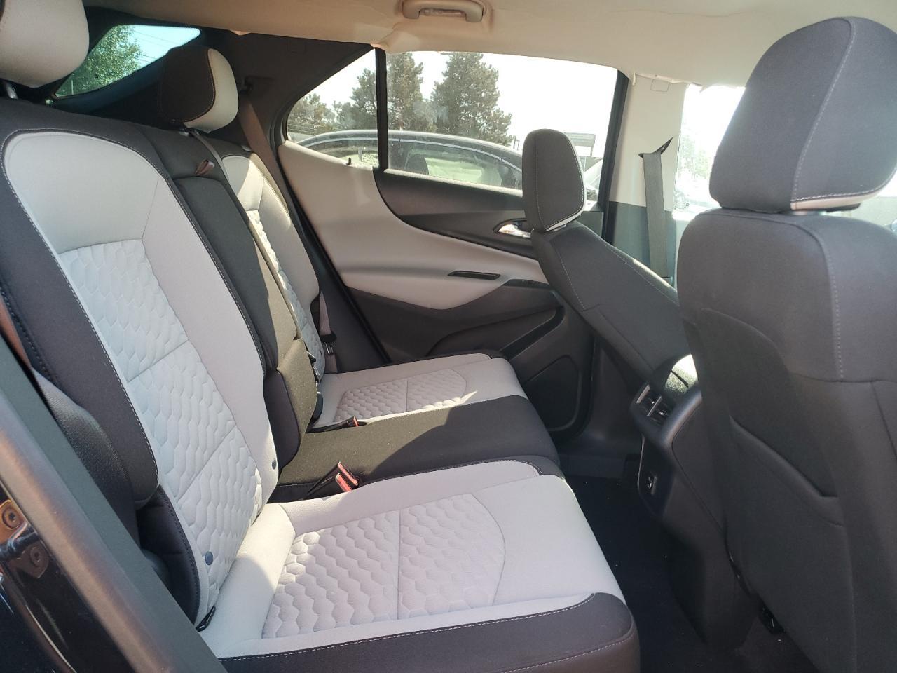 2021 Chevrolet Equinox Ls - zdjęcie 11