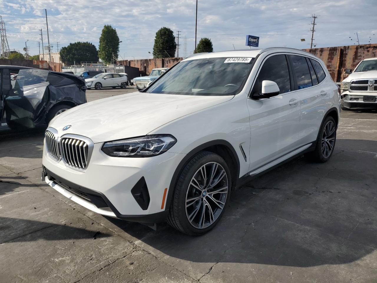 2023 BMW X3 - zdjęcie główne
