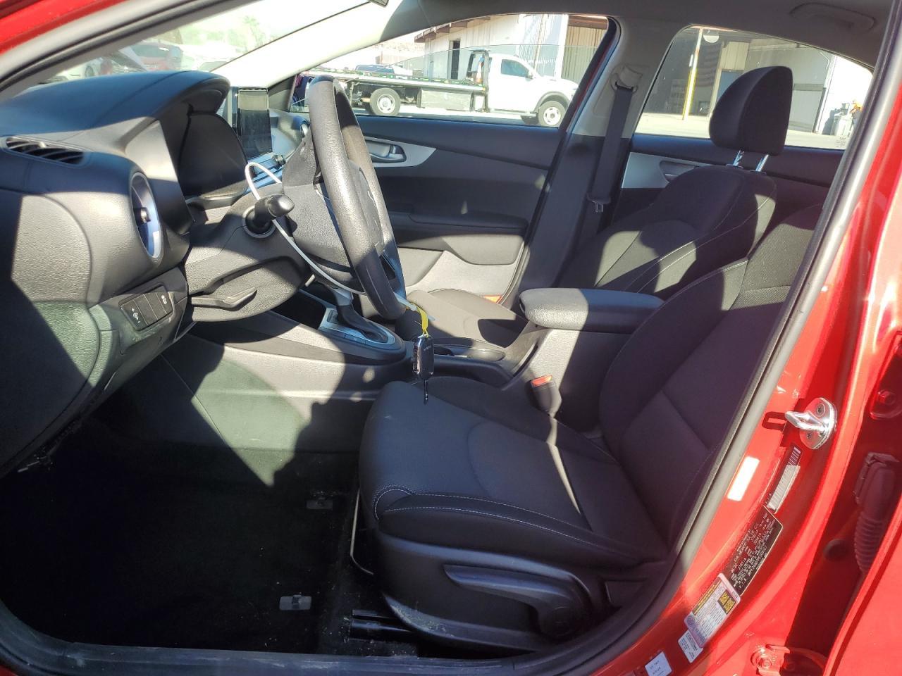 2023 Kia Forte Lx - zdjęcie 7
