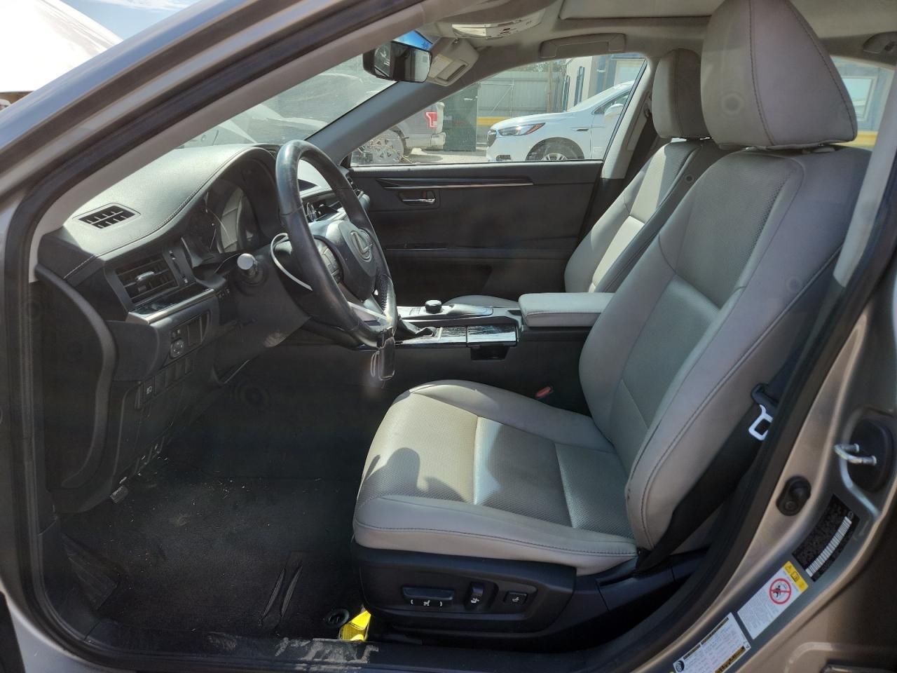 2017 Lexus ES - zdjęcie 7