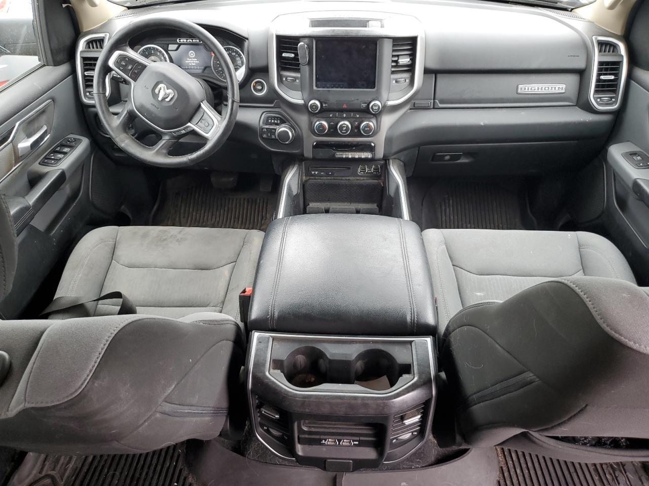 2019 RAM 1500 - zdjęcie 8