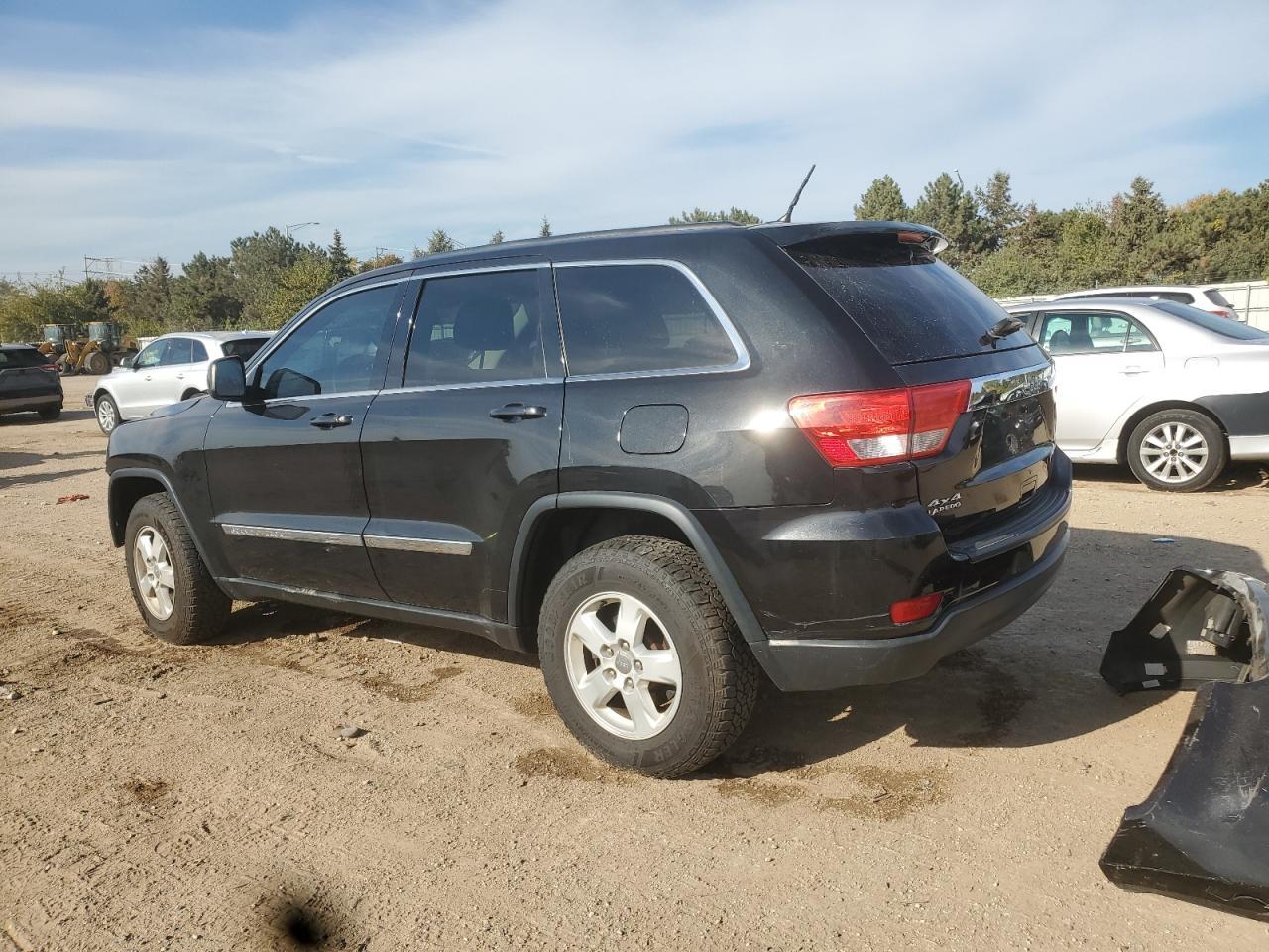2013 Jeep Grand Cherokee Laredo - zdjęcie 2