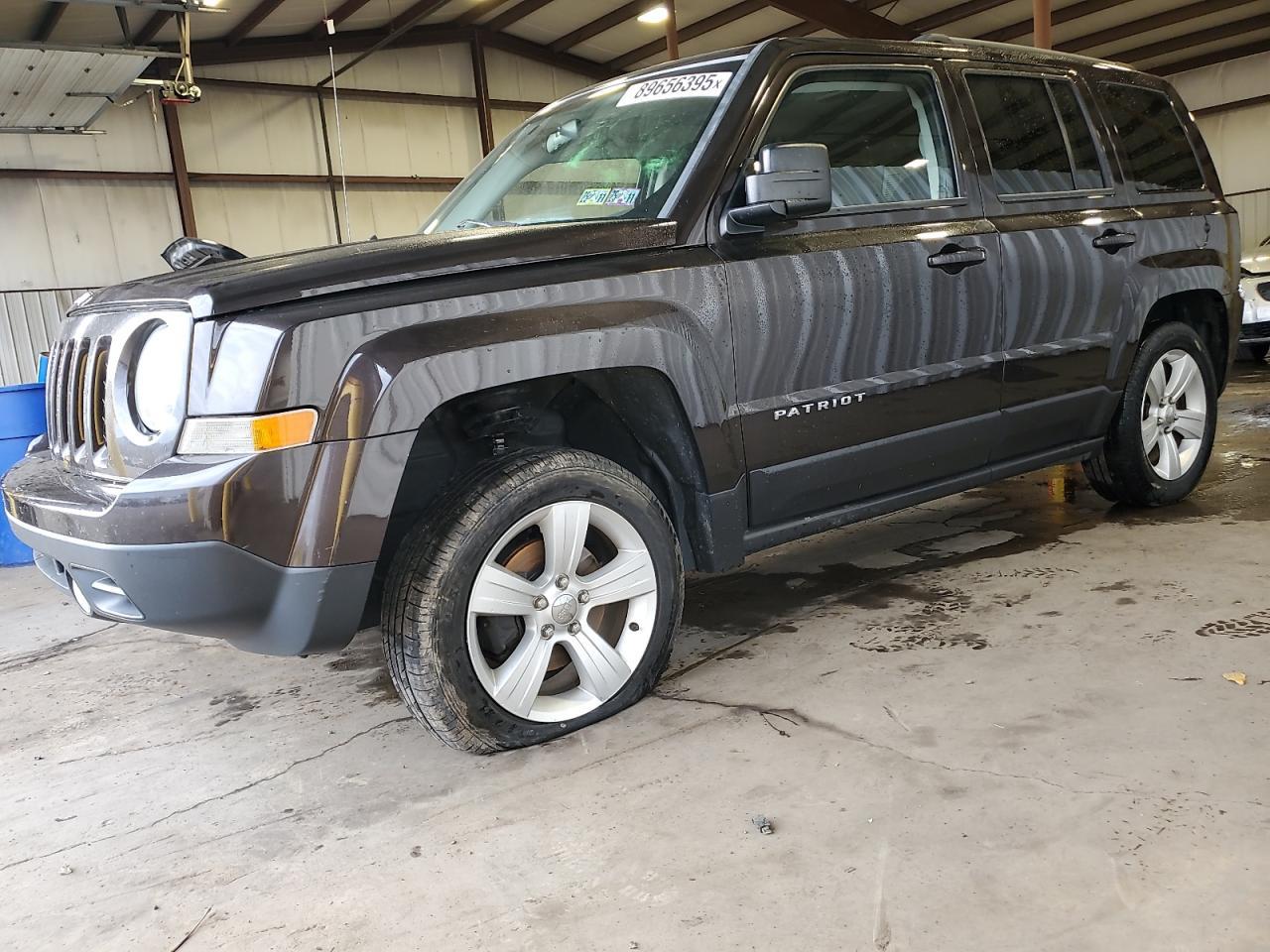 2014 Jeep Liberty (Patriot) - zdjęcie główne