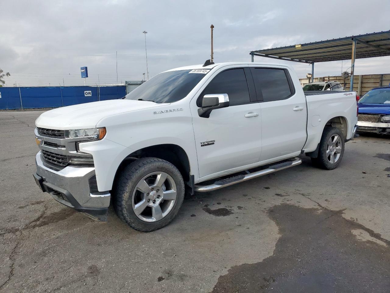 2020 Chevrolet Silverado K1500 Lt - zdjęcie główne