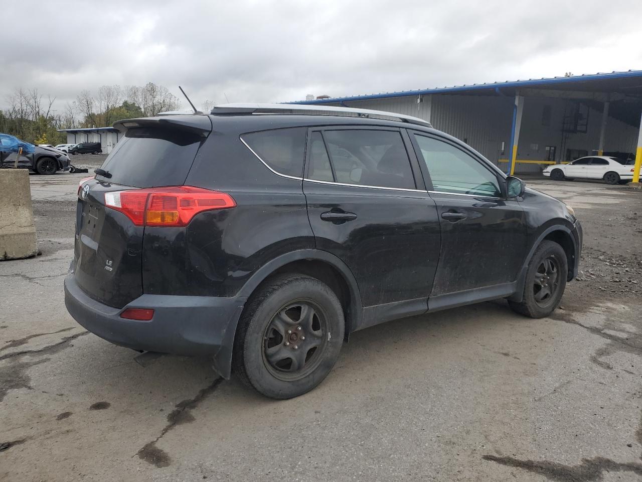 2015 Toyota Rav4 Le - zdjęcie 3