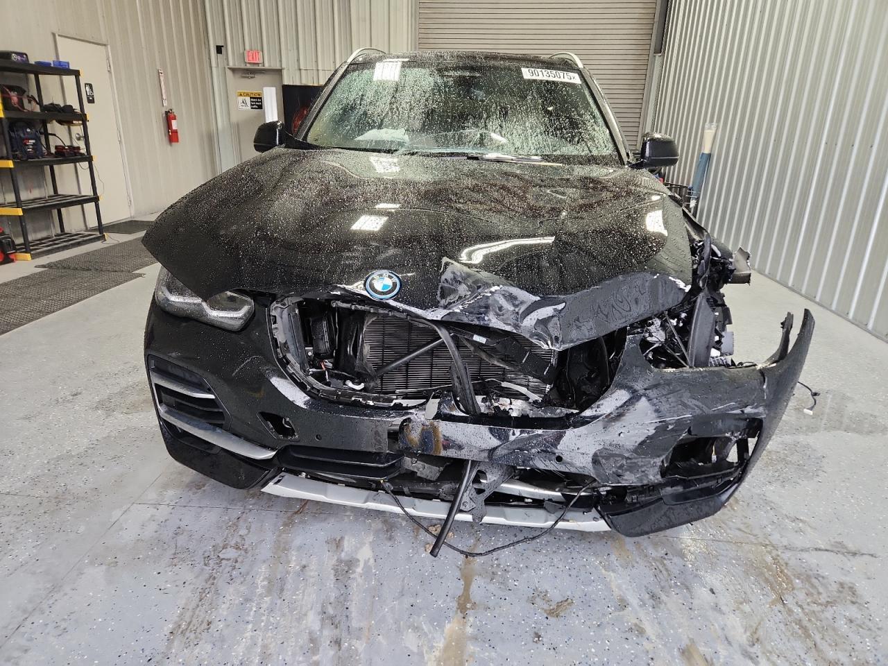 2022 BMW X5 xDrive45E - zdjęcie 5