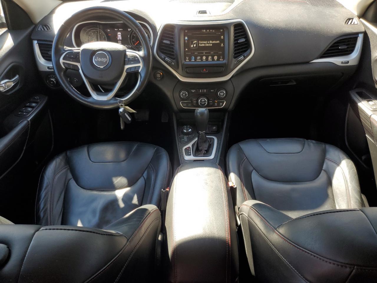 2015 Jeep Cherokee - zdjęcie 8