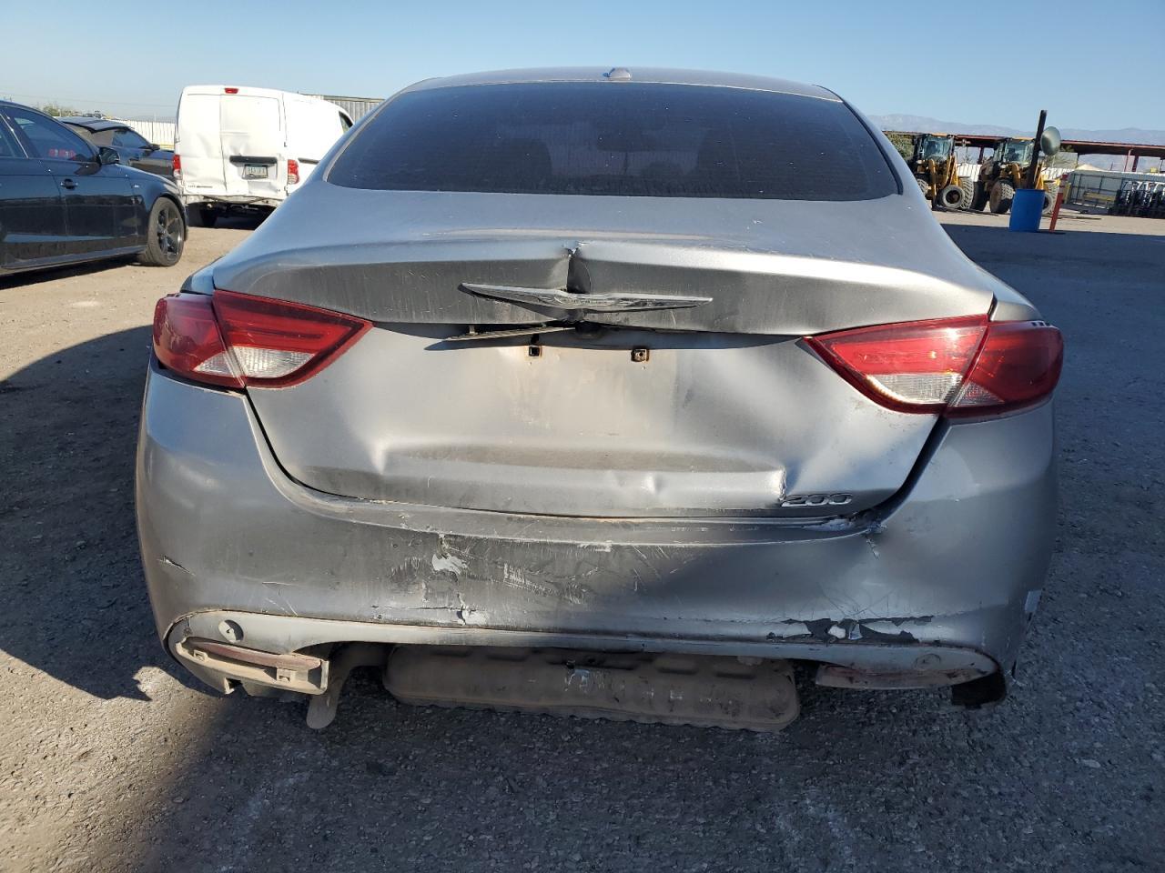 2015 Chrysler 200 Limited - zdjęcie 6