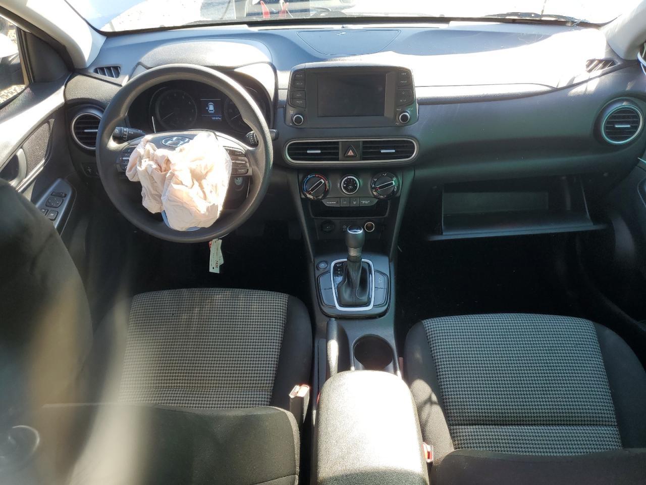 2021 Hyundai Kona Se - zdjęcie 8