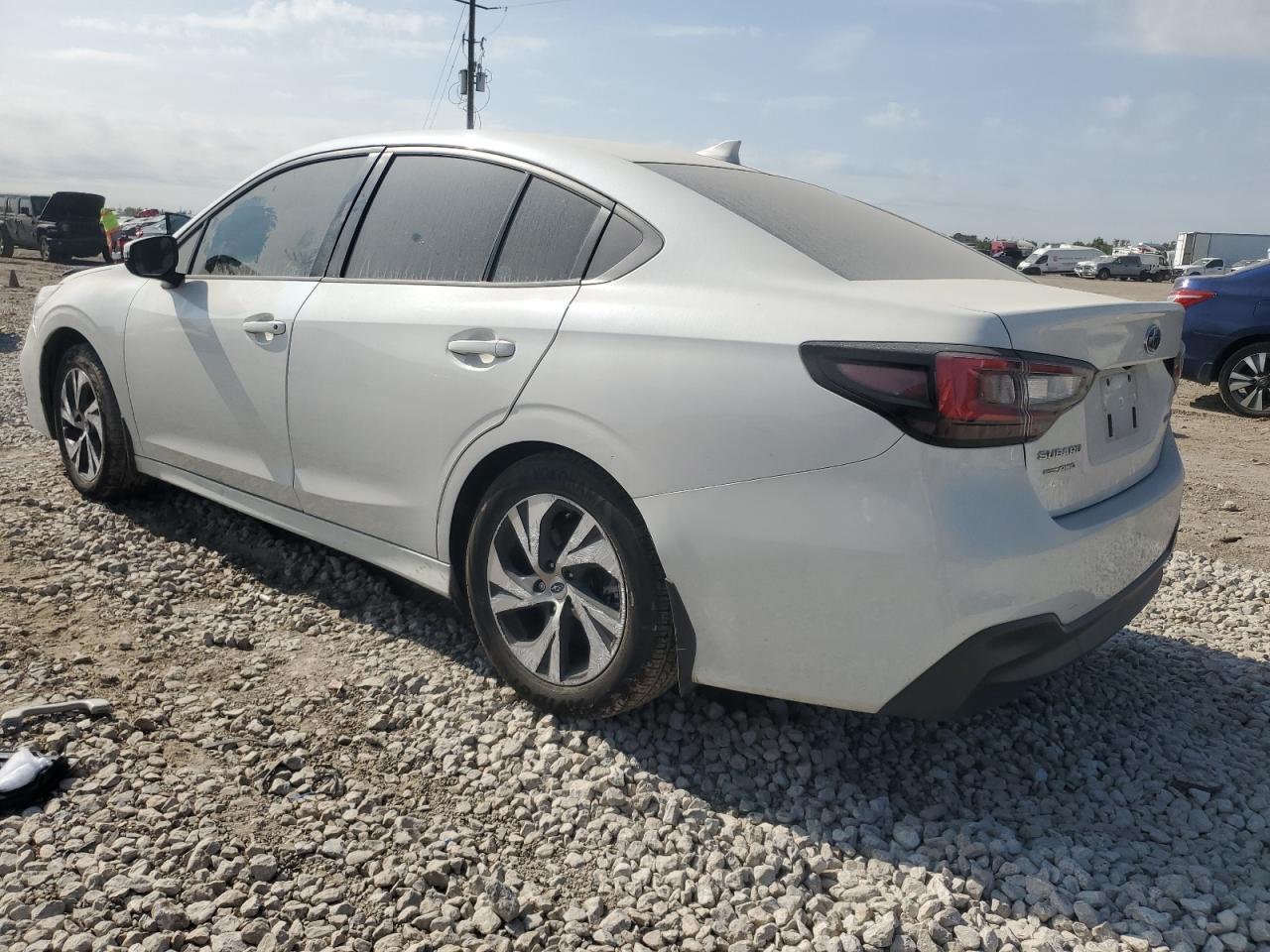 2025 Subaru Legacy - zdjęcie 2