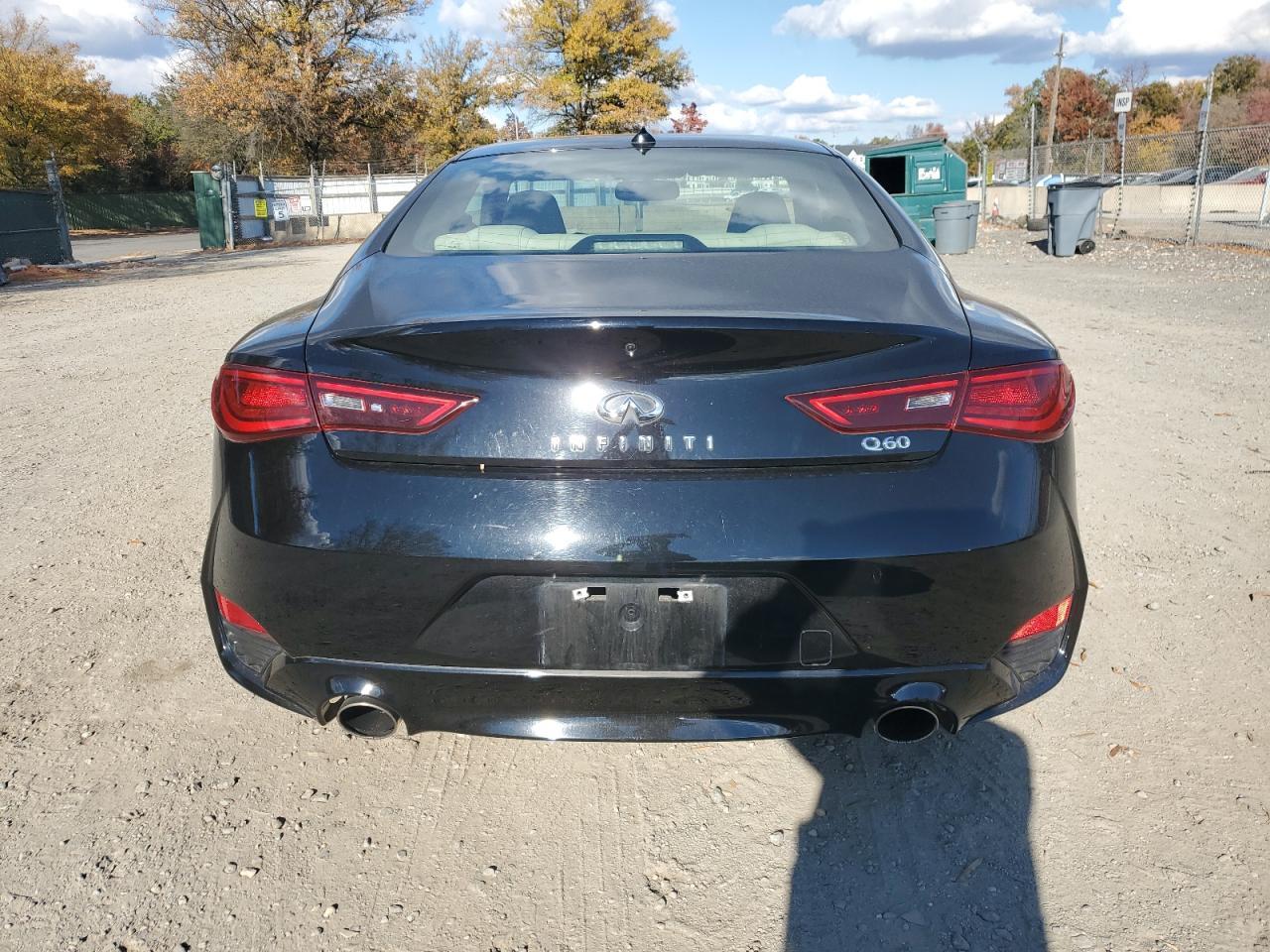 2018 Infiniti Q60 Luxe 300 - zdjęcie 6