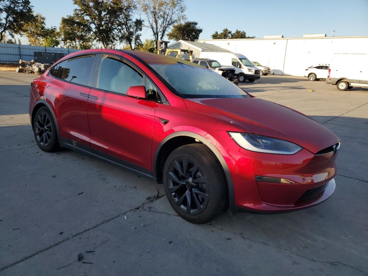 2024 Tesla Model X - zdjęcie 4