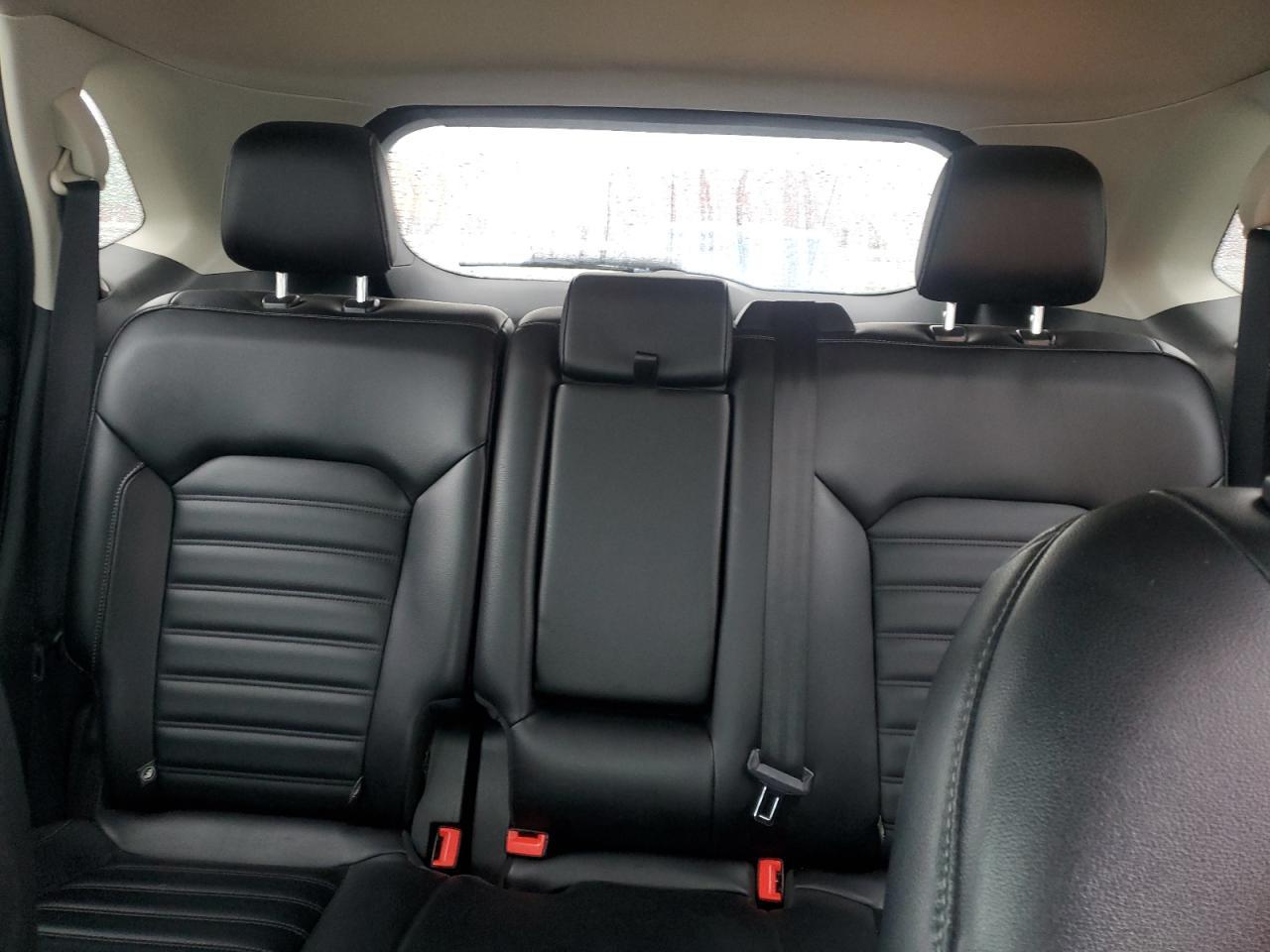 2019 Ford Edge - zdjęcie 10