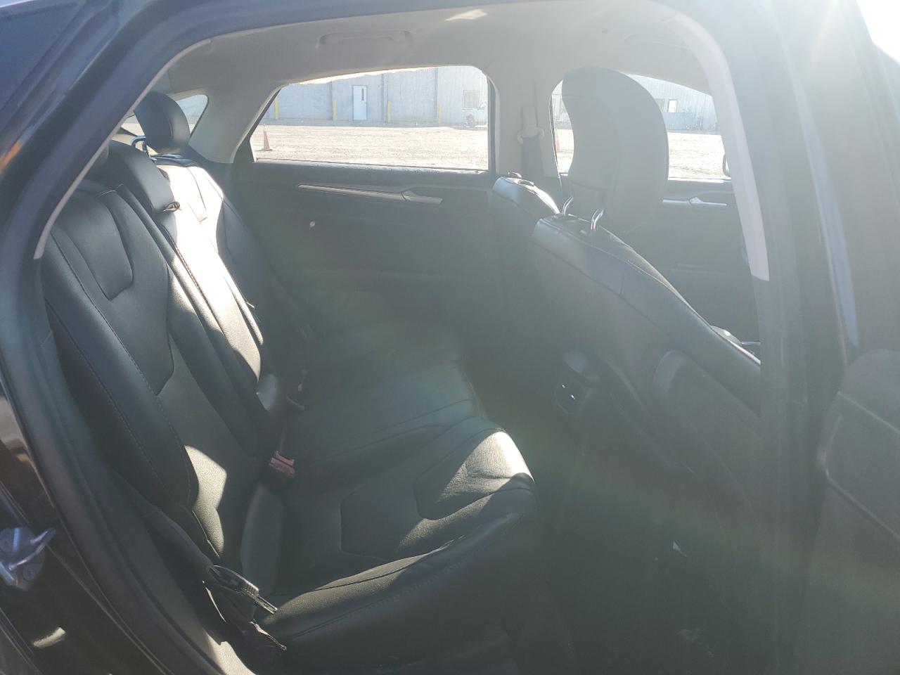 2014 Ford Fusion Titanium Phev - zdjęcie 10