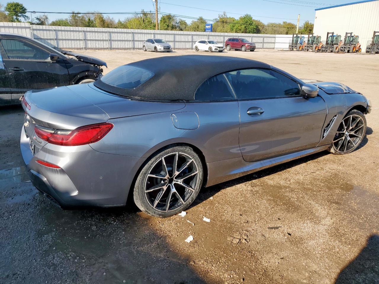 2022 BMW M850Xi - zdjęcie 3