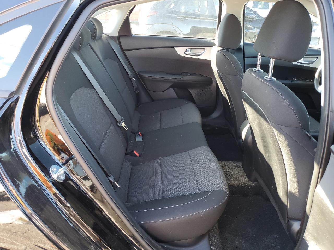 2023 Kia Forte - zdjęcie 10