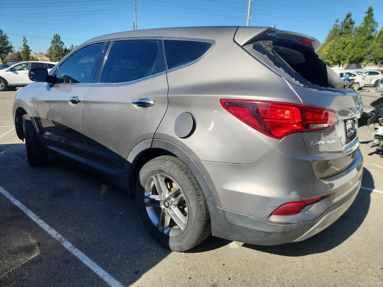 2017 Hyundai Santa Fe Sport 2.4L - zdjęcie 2