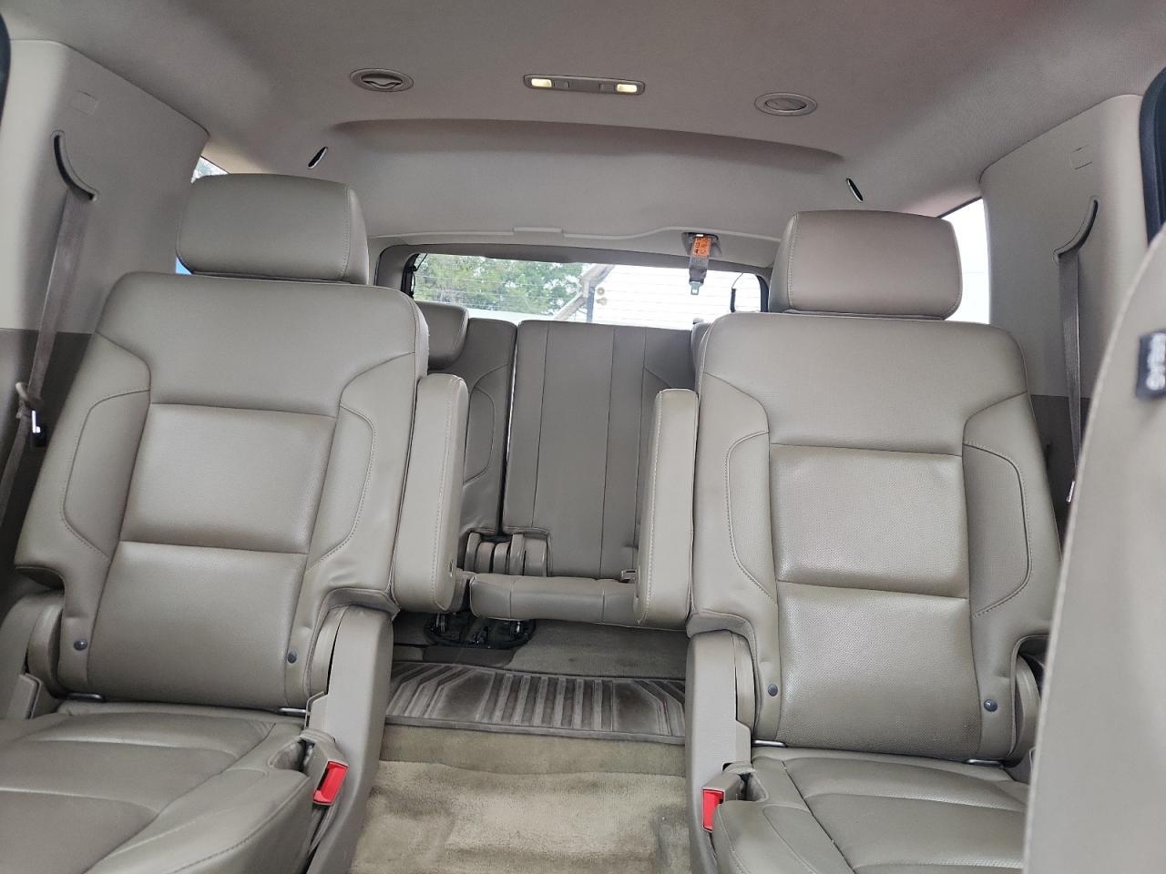 2015 Chevrolet Tahoe - zdjęcie 10