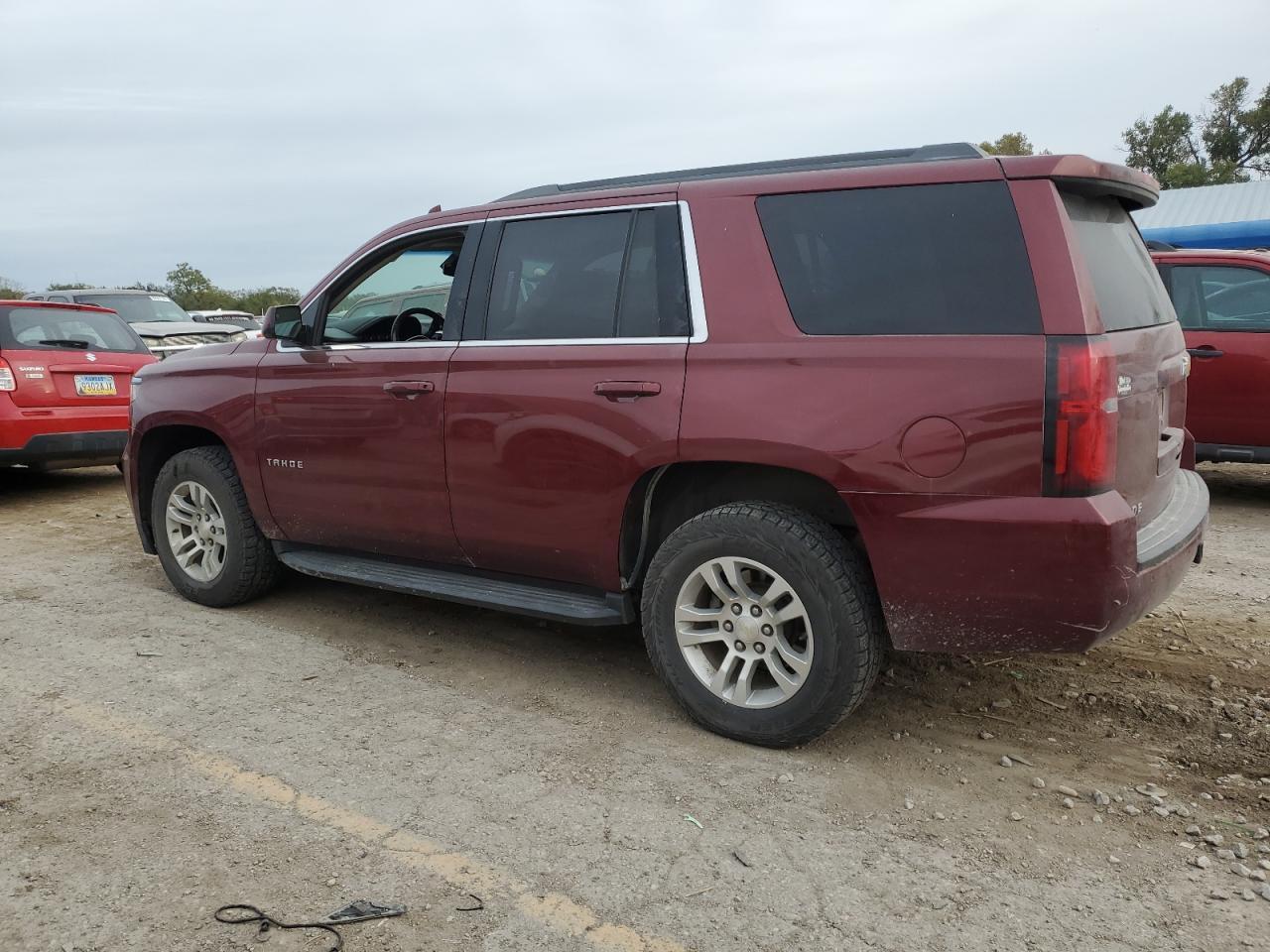 2017 Chevrolet Tahoe K1500 Ls - zdjęcie 2