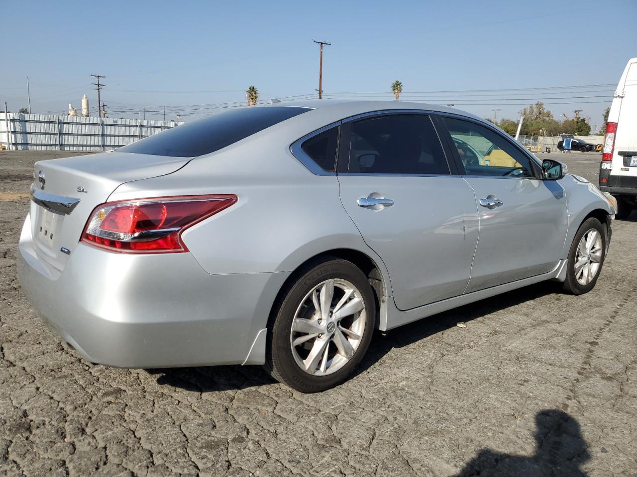 2013 Nissan Altima - zdjęcie 3