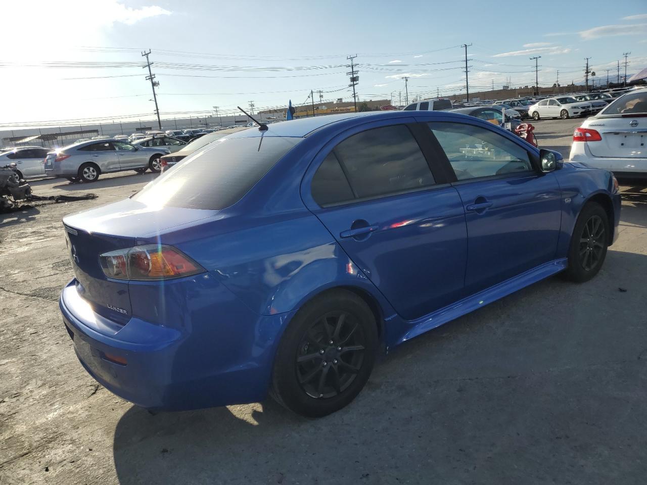 2016 Mitsubishi Lancer - zdjęcie 3