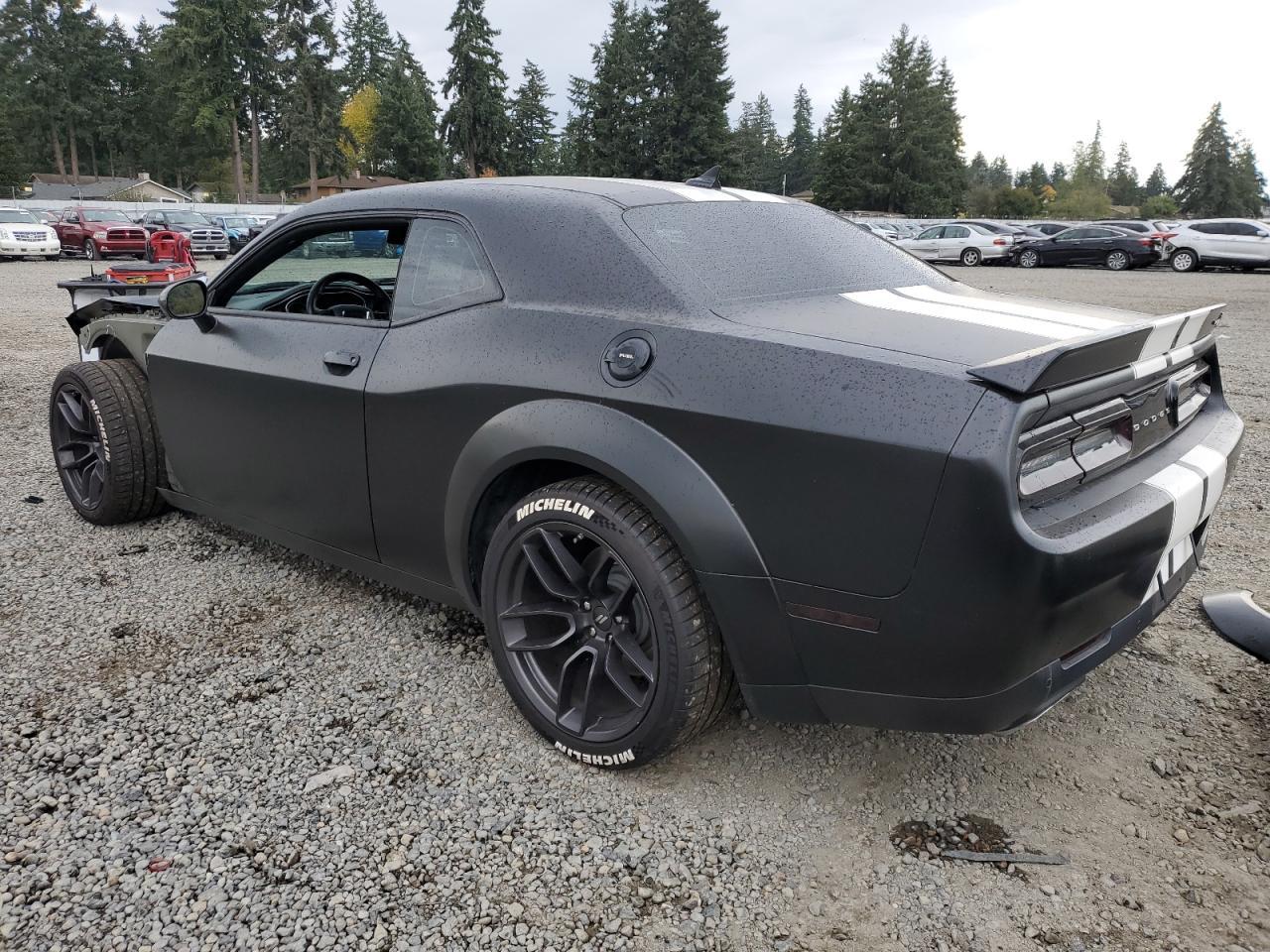 2021 Dodge Challenger - zdjęcie 2