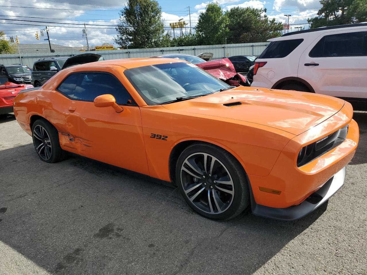 2014 Dodge Challenger Srt8 Core - zdjęcie 4
