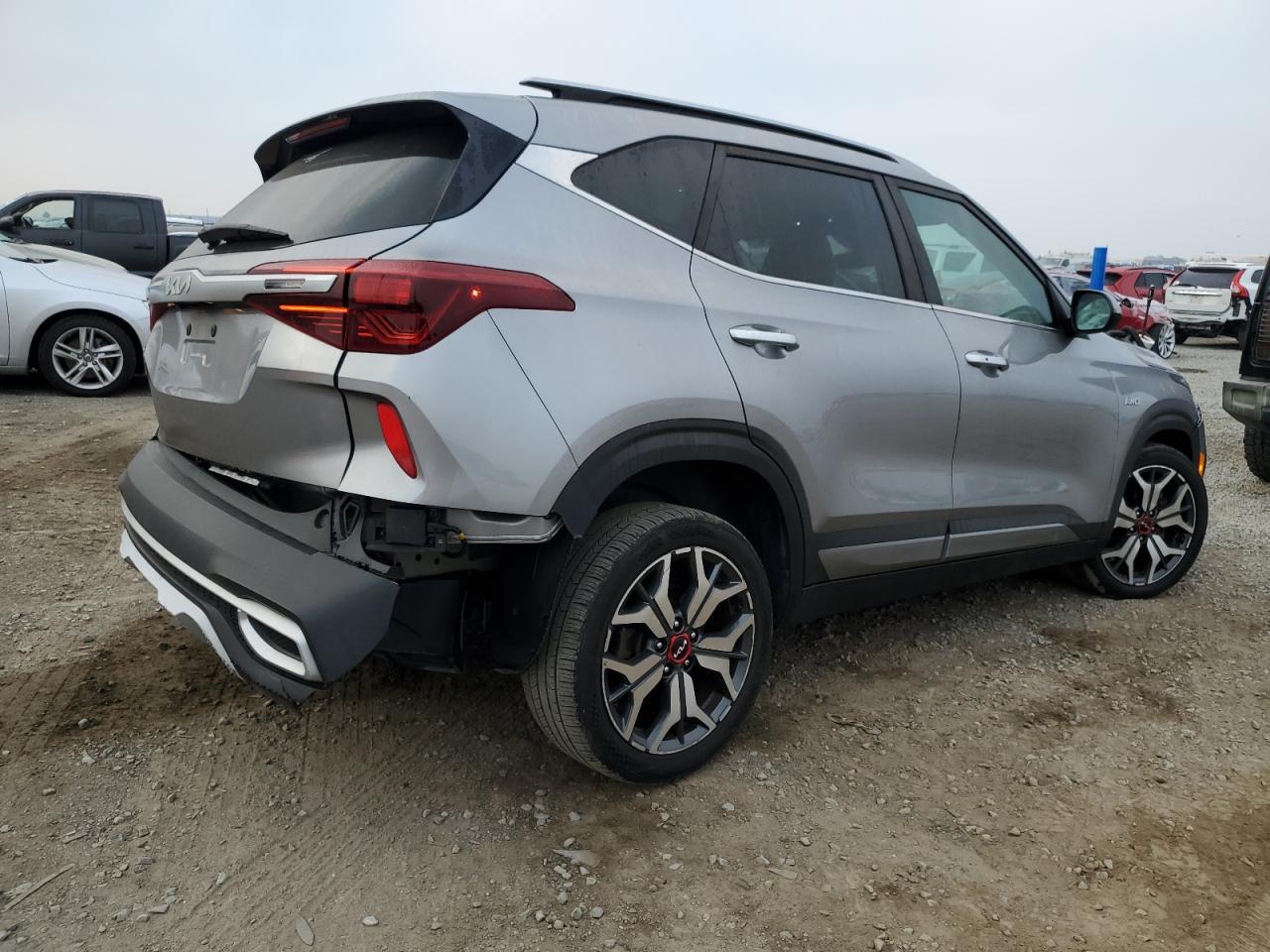 2022 Kia Seltos - zdjęcie 3