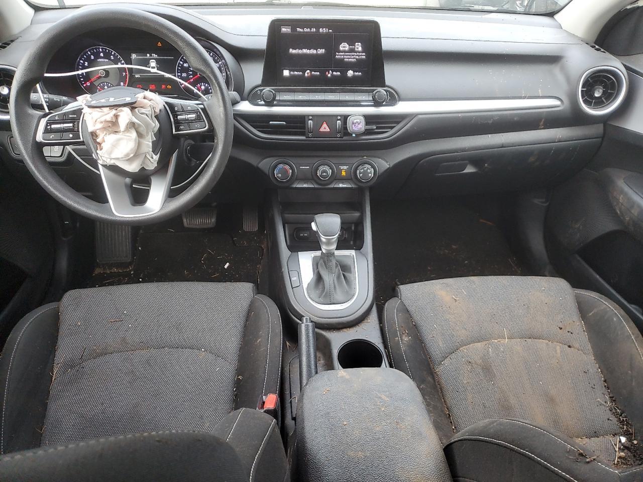 2024 Kia Forte Lx - zdjęcie 8