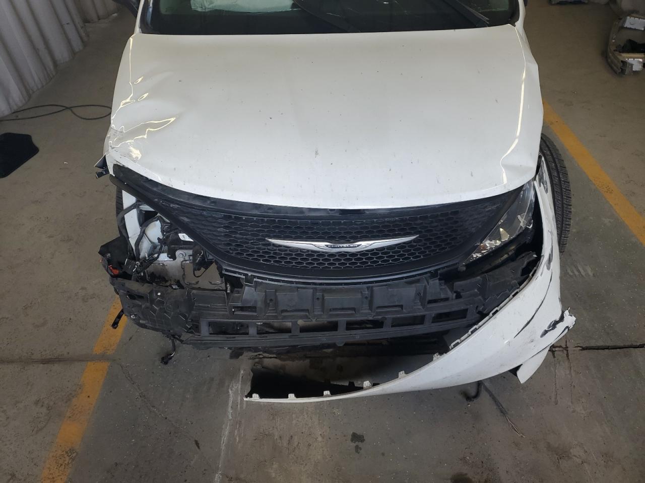 2024 Chrysler Voyager Lx - zdjęcie 12