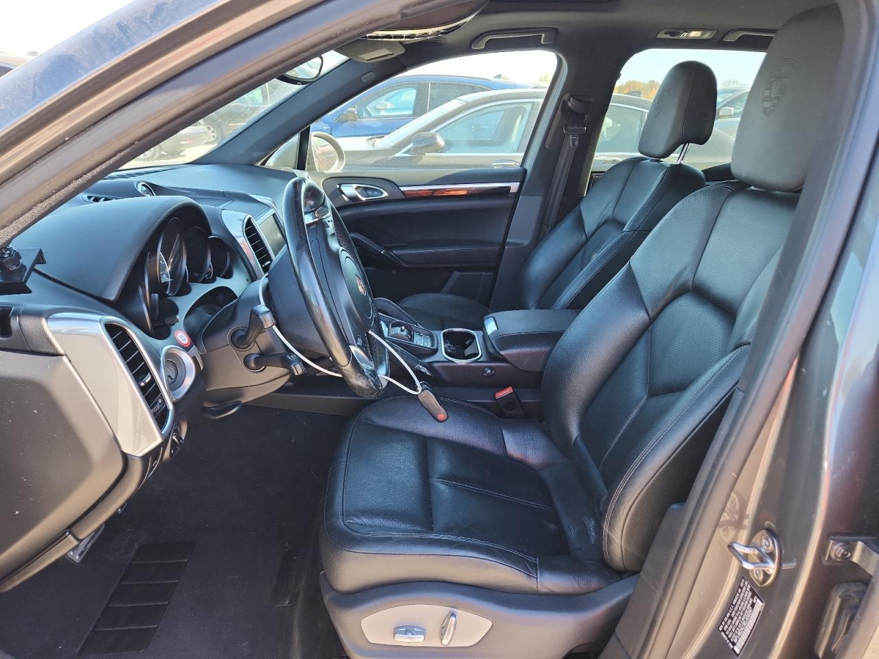 2014 Porsche Cayenne S - zdjęcie 7