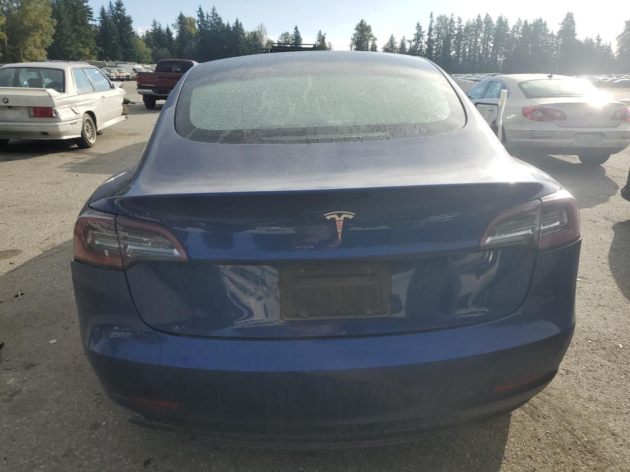 2022 Tesla Model 3 - zdjęcie 6