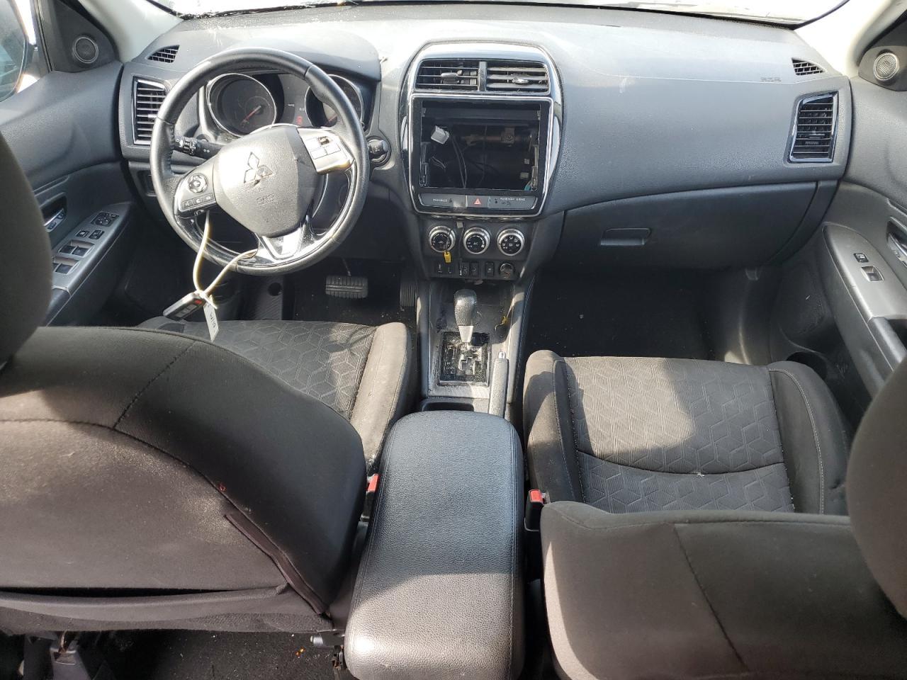 2021 Mitsubishi Outlander Sport Se - zdjęcie 8