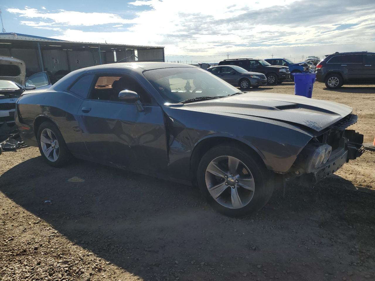 2019 Dodge Challenger - zdjęcie 4