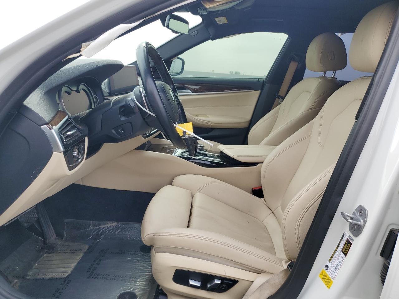 2019 BMW Seria 5 - zdjęcie 7