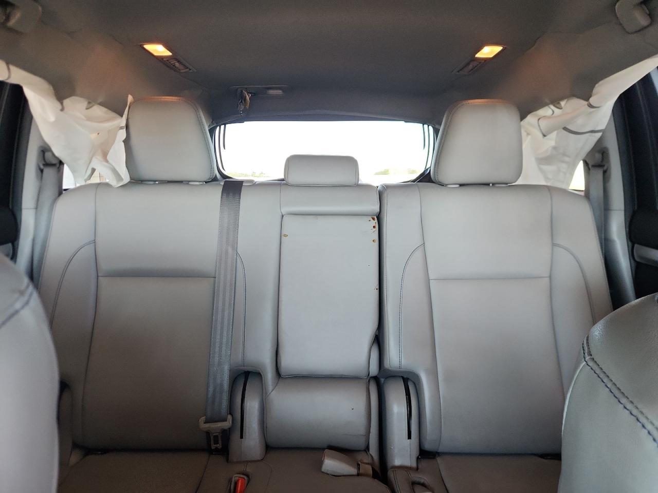 2019 Toyota Highlander - zdjęcie 10