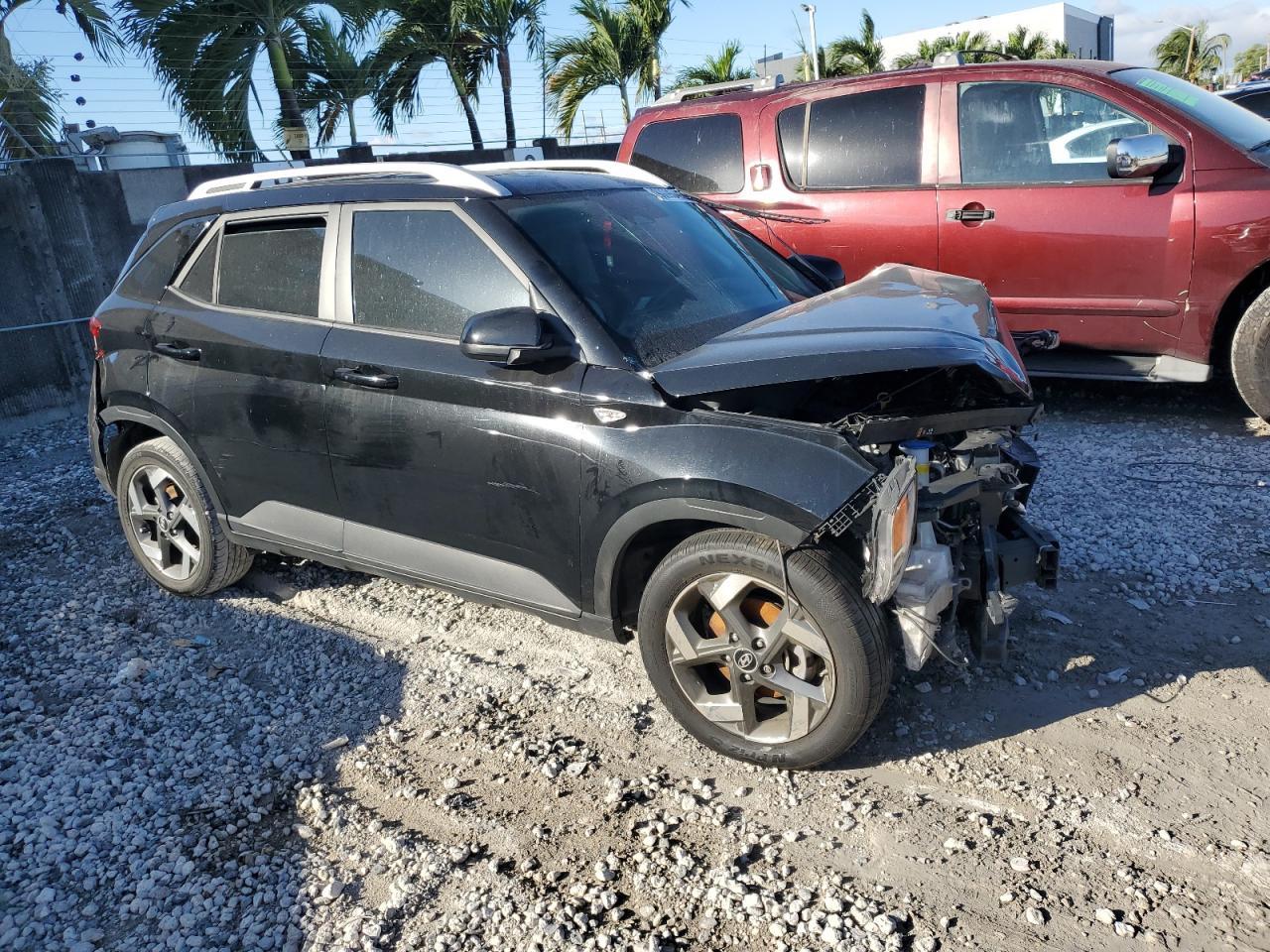 2024 Hyundai Venue Sel - zdjęcie 4