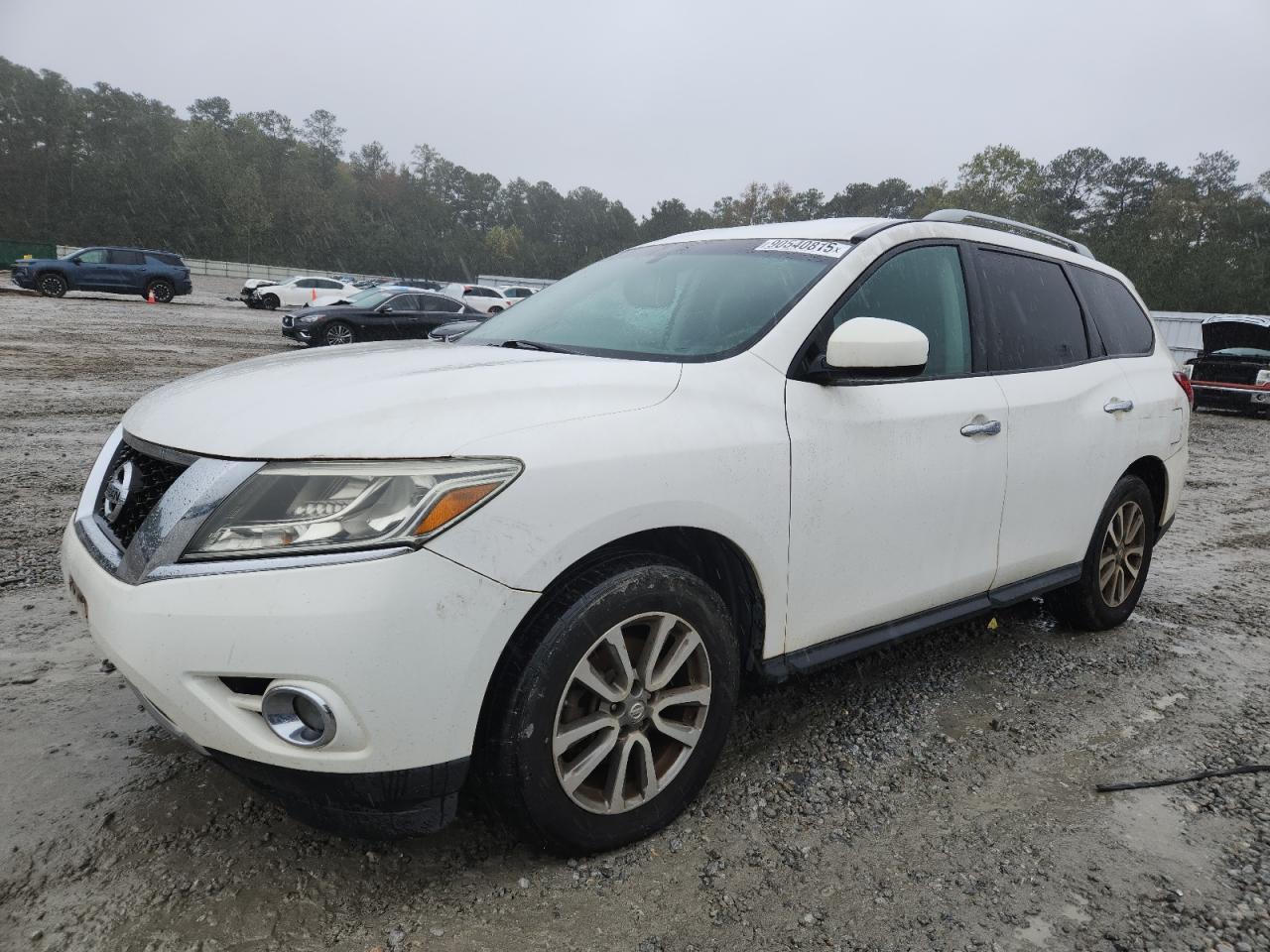 2013 Nissan Pathfinder S - zdjęcie główne