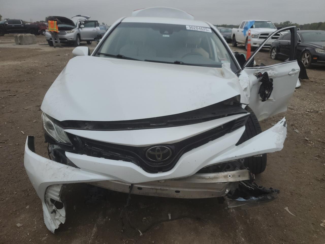 2018 Toyota Camry L - zdjęcie 11