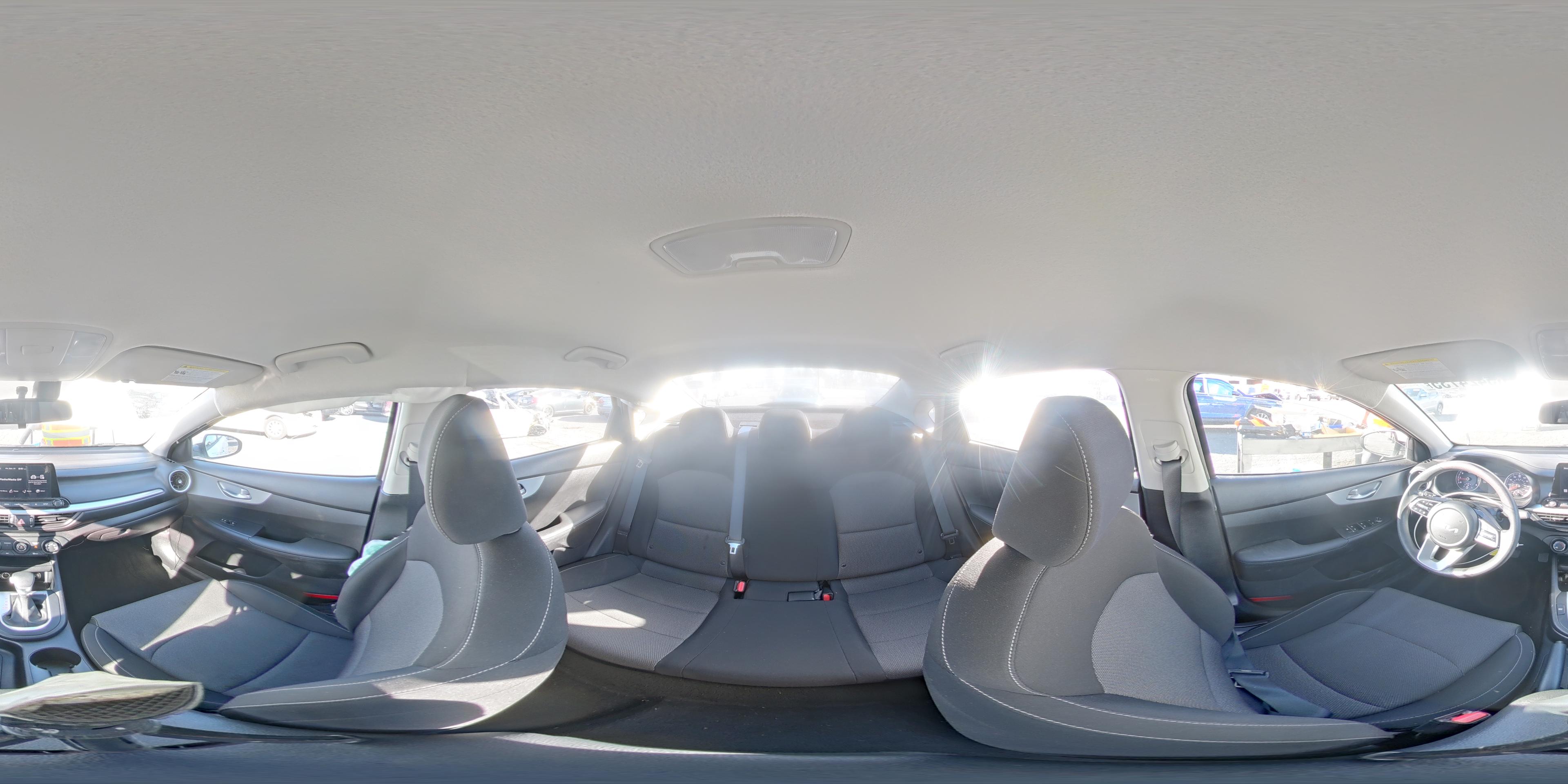 2023 Kia Forte - zdjęcie 14