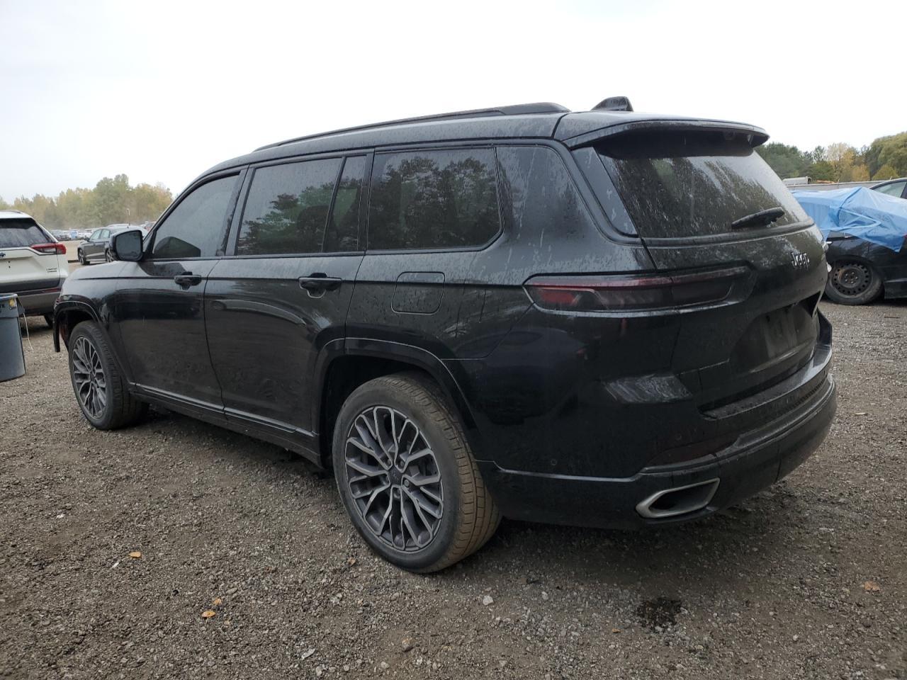 2022 Jeep Grand Cherokee L Summit - zdjęcie 2